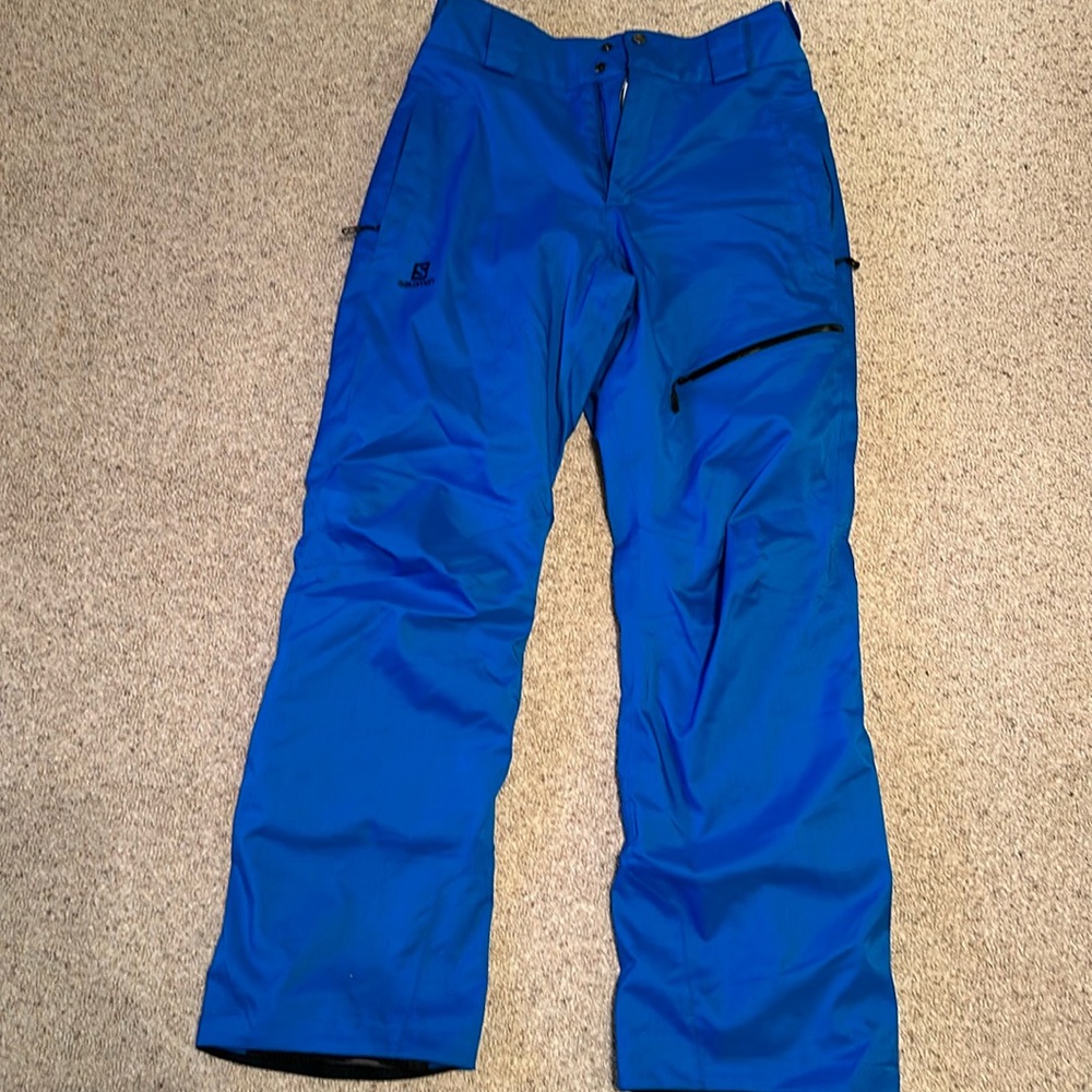 Salomon ski pants. Size L